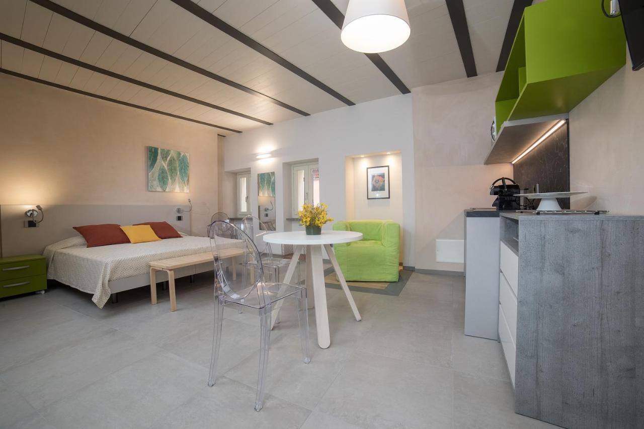 Le Case Di Angelina - Langhe Loft & Suites Farigliano Bagian luar foto