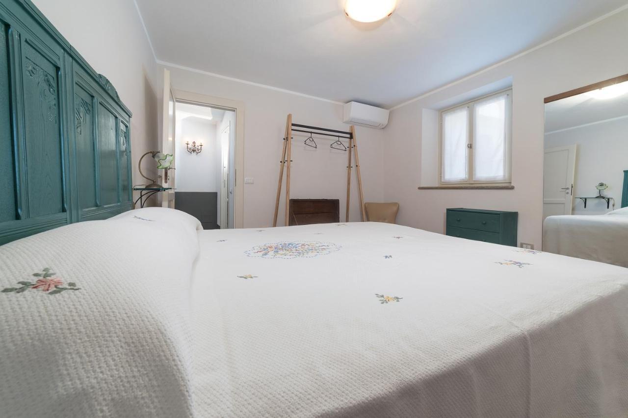 Le Case Di Angelina - Langhe Loft & Suites Farigliano Bagian luar foto