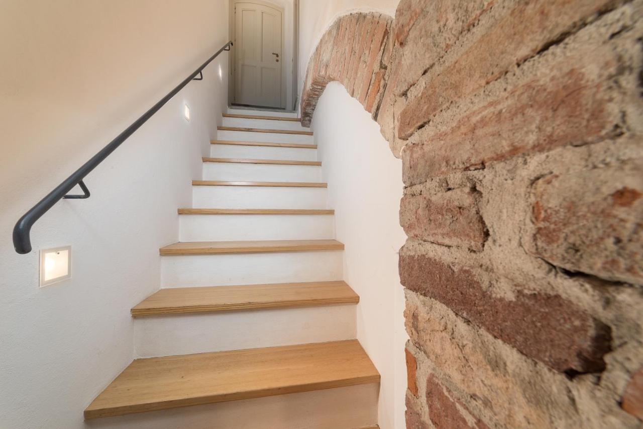 Le Case Di Angelina - Langhe Loft & Suites Farigliano Bagian luar foto