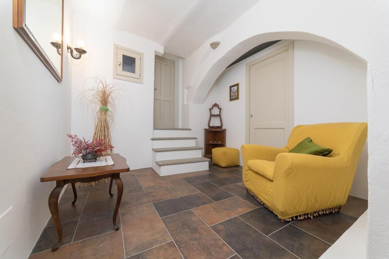 Le Case Di Angelina - Langhe Loft & Suites Farigliano Bagian luar foto