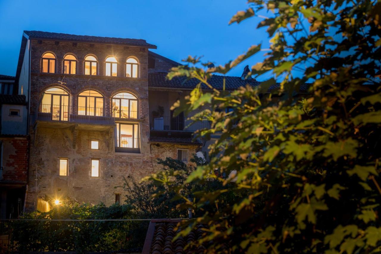 Le Case Di Angelina - Langhe Loft & Suites Farigliano Bagian luar foto